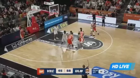 Poster siaran RASTA Vechta VS Ratiopharm Ulm