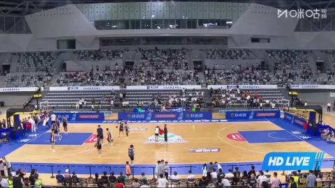 Poster siaran Guangdong Southern Tigers VS Tianjin Pioneers
